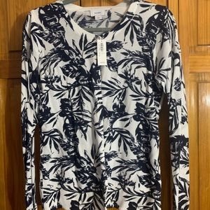 Old navy women’s cardigan NWT medium